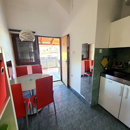 Unique Apartments Malinska Zewnętrze zdjęcie